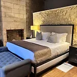 Chateau De Belet فندق مبيت وإفطار *