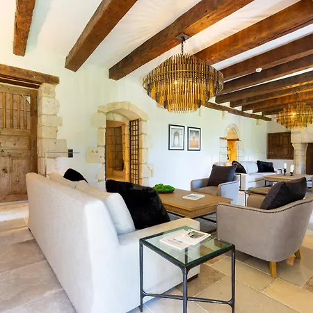 Chateau De Belet Bed & Breakfast