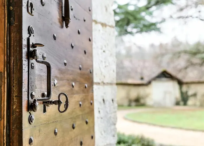 Chateau De Belet Oda ve Kahvaltı Saint-Aquilin