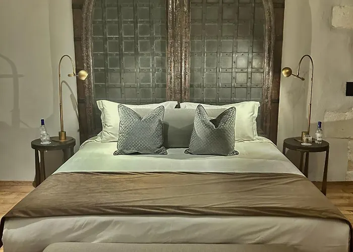 Chateau De Belet Bed & Breakfast Saint-Aquilin