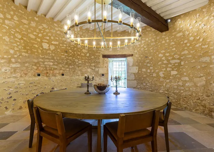Chateau De Belet