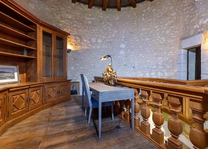 Oda ve Kahvaltı Chateau De Belet